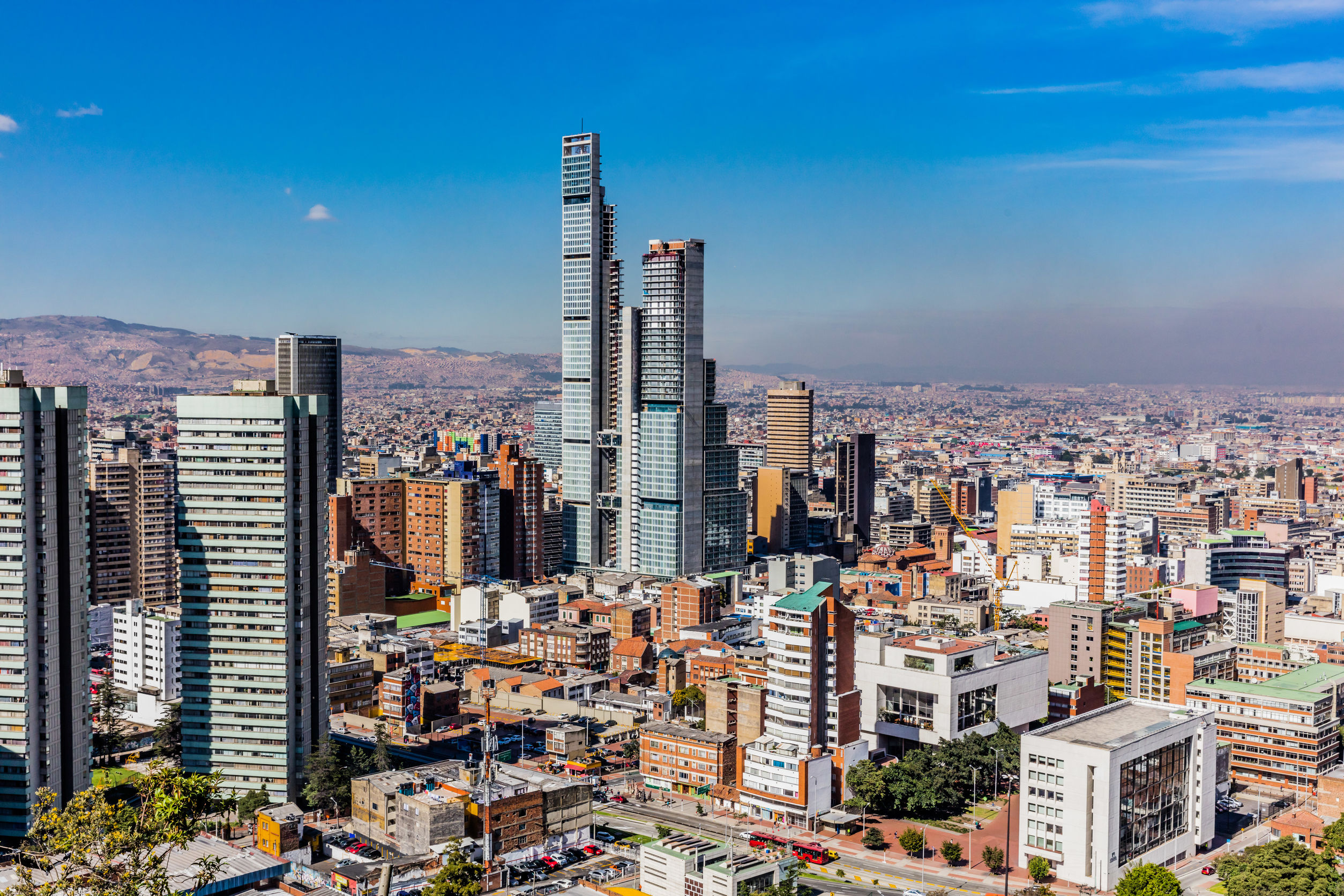 8 razones para invertir en Bogot   ZFB
